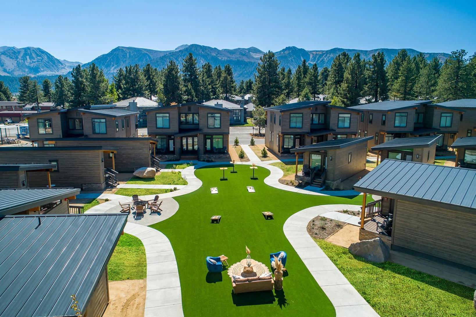 Outbound Mammoth Mammoth Lakes